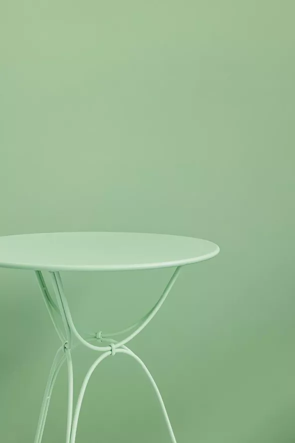 Fermob Airloop Tuintafel Ø 60cm Black Cherry 5 Fermob Airloop Tuintafel Ø 60cm Black Cherry - Afbeelding 3