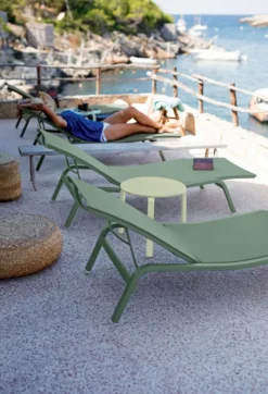 Fermob Alizé Bijzettafel Storm Grey 23 Fermob Alizé Bijzettafel Storm Grey -Fermob x886x886 fermob aliz bijzettafel9.jpg.pagespeed.ic .VTiXV8kGMY