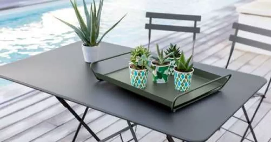 Fermob Alto Dienblad 53x38 Clay Grey 4 Fermob Alto Dienblad 53x38 Clay Grey - Afbeelding 2