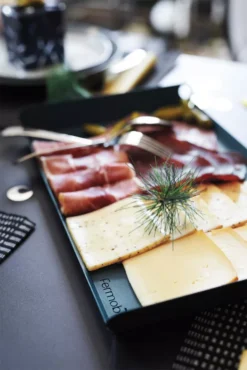 Fermob Alto Tray Dienblad 36x23 Acapulco Blue 37 Fermob Alto Tray Dienblad 36x23 Acapulco Blue -Fermob x886x886 fermob alto tray dienblad 36x2317.jpg.pagespeed.ic .M98esUn2UX 1