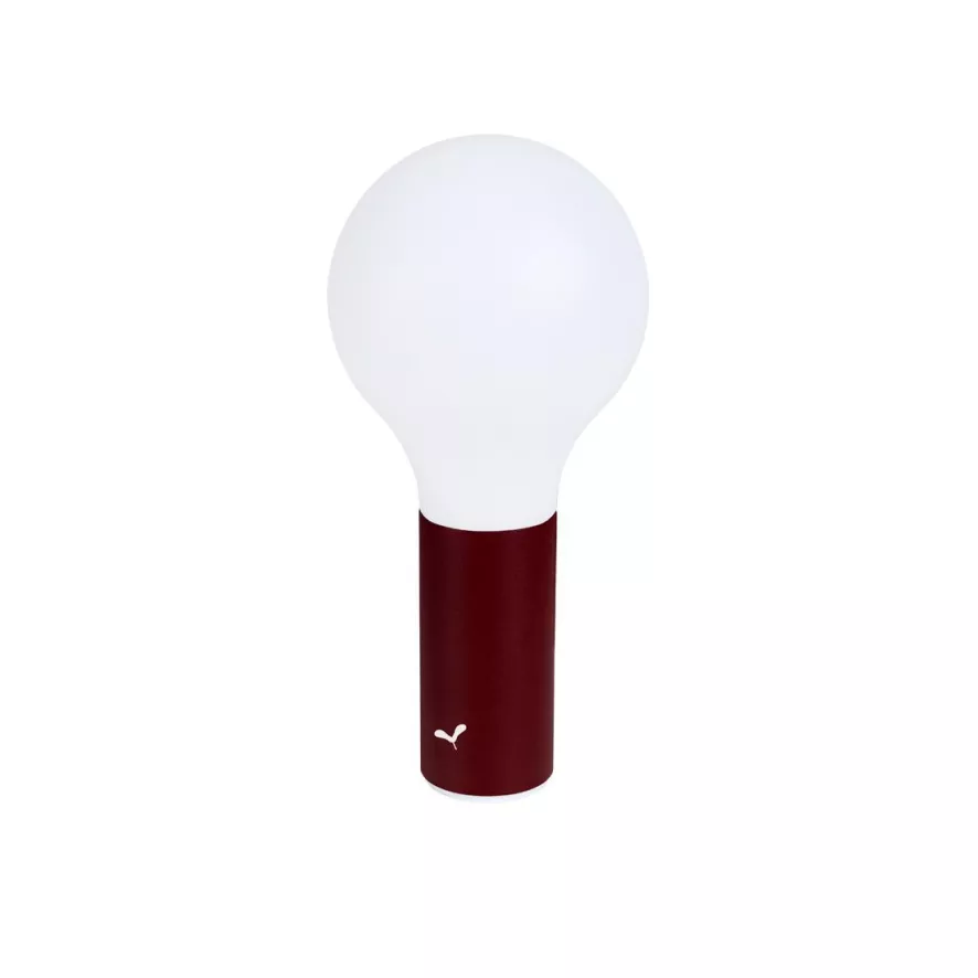 Fermob Aplo H24 Tafellamp LED Oplaadbaar Black Cherry 3 Fermob Aplo H24 Tafellamp LED Oplaadbaar Black Cherry