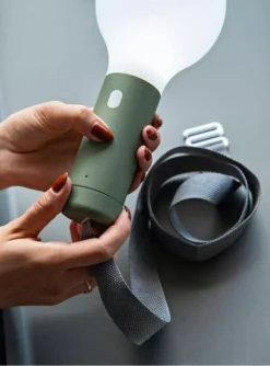 Fermob Aplo Hanglamp LED Oplaadbaar Ø11.5 Cactus -Fermob x886x886 fermob aplo ophang riem accessoire2.JPG.pagespeed.ic .3Lq PCTHu5