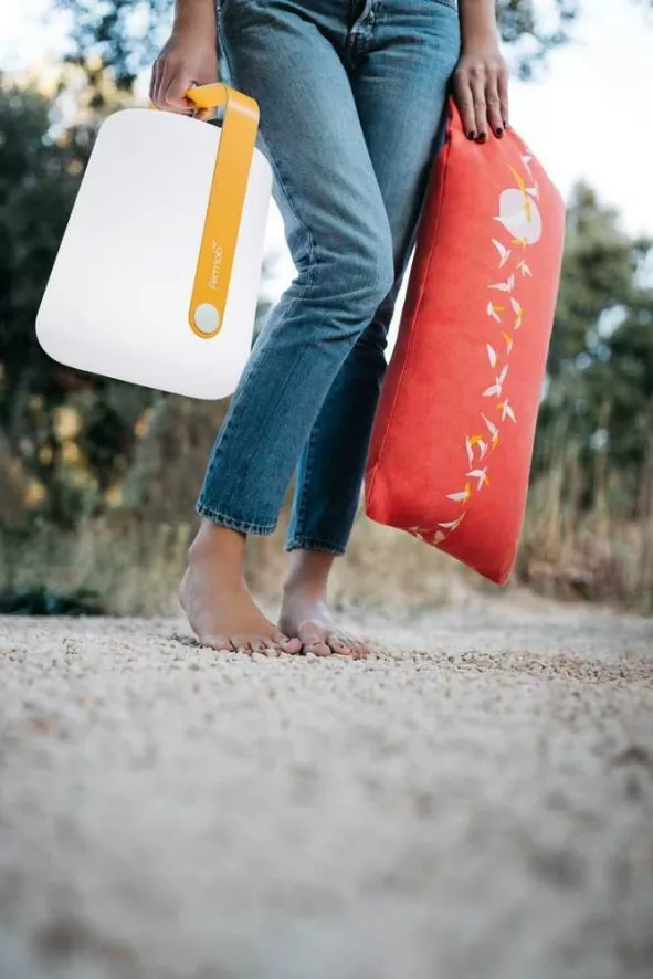 Fermob Balad Tafellamp H38 LED Oplaadbaar Clay Grey 13 Fermob Balad Tafellamp H38 LED Oplaadbaar Clay Grey - Afbeelding 11