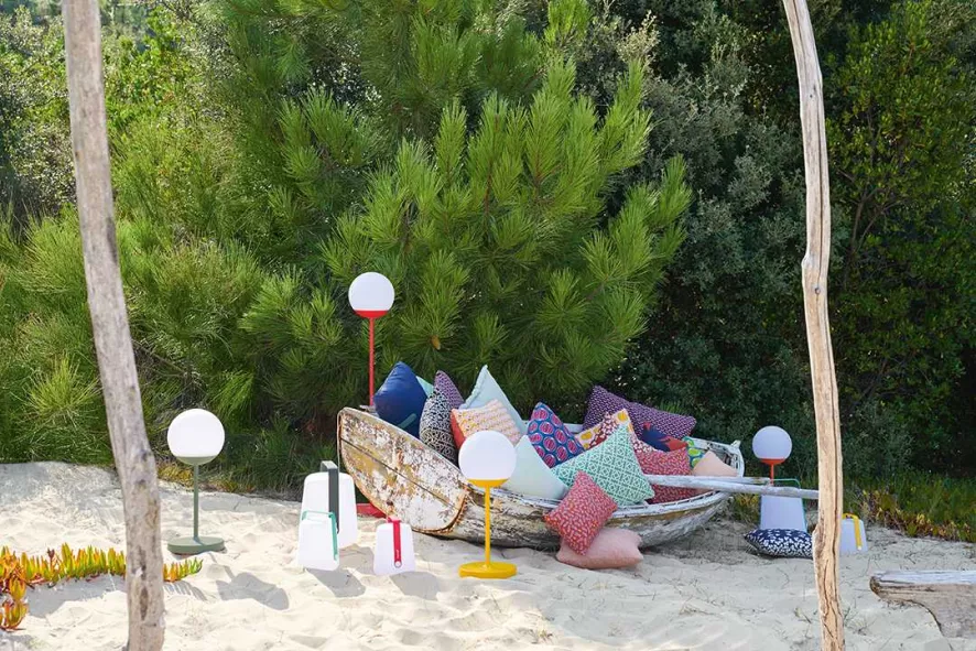 Fermob MOOON! Tafellamp H41 LED Oplaadbaar Antraciet 16 Fermob MOOON! Tafellamp H41 LED Oplaadbaar Antraciet - Afbeelding 14