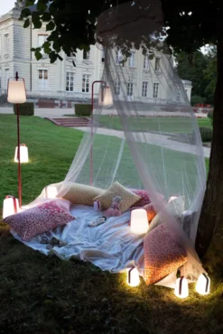 Fermob Balad Garden Stake Vloerlamp Black Cherry -Fermob x886x886 fermob balad tafellamp h2543.jpg.pagespeed.ic .ILXMPdOSS 2