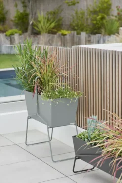 Fermob Basket Plantenbak Long Cedar Green -Fermob x886x886 fermob basket plantenbak high17.jpg.pagespeed.ic .ObymrJ2BEB 1