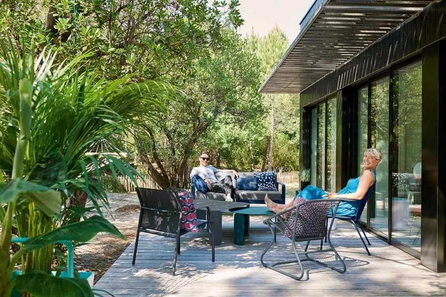 Fermob Bellevie 3-zit Loungebank Kussen Antraciet Honey 5 Fermob Bellevie 3-zit Loungebank Kussen Antraciet Honey - Afbeelding 3