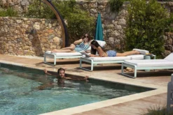 Fermob Bellevie Ligbed Kussen Wit Acapulco Blue 17 Fermob Bellevie Ligbed Kussen Wit Acapulco Blue -Fermob x886x886 fermob bellevie ligbed kussen wit.jpg.pagespeed.ic .dG8qWJKsiW