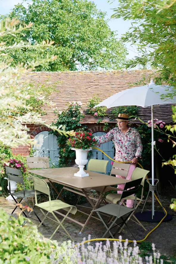 Fermob Caractère Tuintafel 90x190 Willow Green 11 Fermob Caractère Tuintafel 90x190 Willow Green - Afbeelding 9