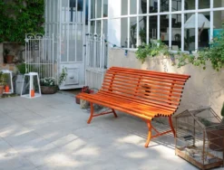 Fermob Louisiane Tuinbank 150 Red Ochre -Fermob x886x886 fermob louisiane bank sfeer 3.jpg.pagespeed.ic .Cv6xbvyKyn 1