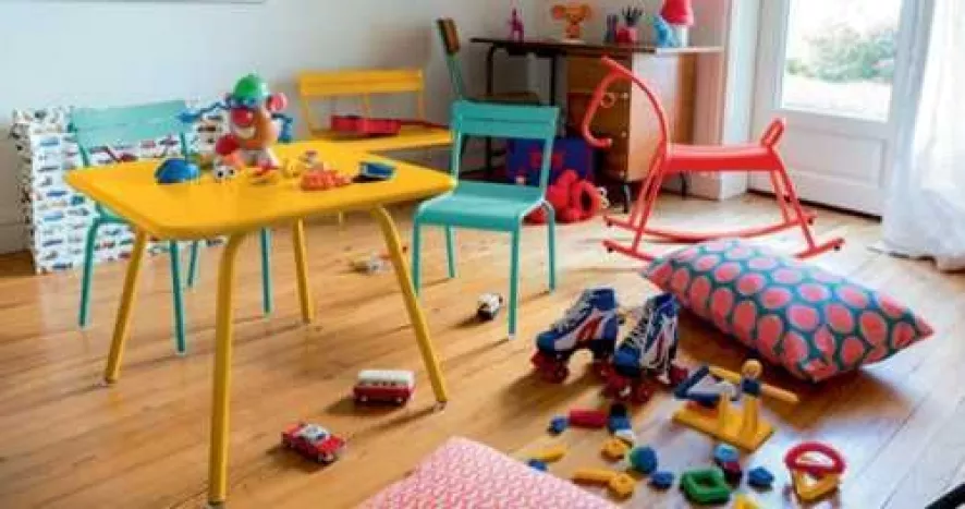 Fermob Luxembourg Kinder Tuintafel 57x57 Ice Mint 5 Fermob Luxembourg Kinder Tuintafel 57x57 Ice Mint - Afbeelding 3