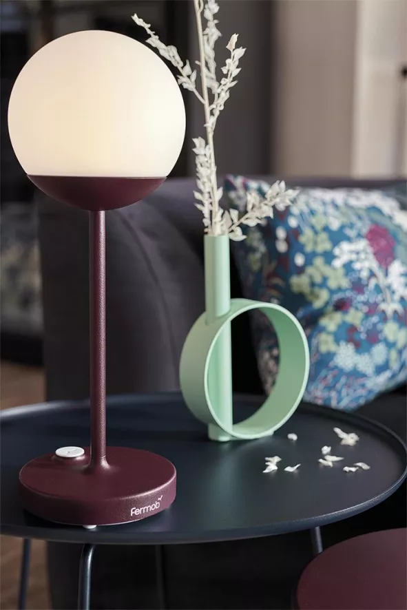 Fermob MOOON! Tafellamp H41 LED Oplaadbaar Acapulco Blue 5 Fermob MOOON! Tafellamp H41 LED Oplaadbaar Acapulco Blue - Afbeelding 3