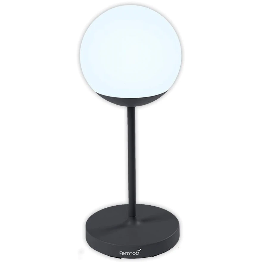 Fermob MOOON! Tafellamp H63 LED Oplaadbaar Antraciet 3 Fermob MOOON! Tafellamp H63 LED Oplaadbaar Antraciet