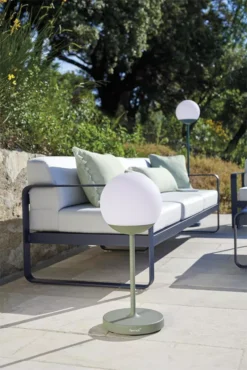 Fermob Bellevie 3 Zits Loungebank Kussen Wit Red Ochre 19 Fermob Bellevie 3 Zits Loungebank Kussen Wit Red Ochre -Fermob x886x886 fermob mooon tafellamp h63 led16.jpg.pagespeed.ic .hrOiAnu8WQ 4