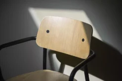 Fermob Studie Eetkamerstoel Met Arm Eiken Indoor Deep Blue 13 Fermob Studie Eetkamerstoel Met Arm Eiken Indoor Deep Blue -Fermob x886x886 fermob studie eetkamerstoel met arm eiken indoor27.jpg.pagespeed.ic .cAXHBH M6O 8